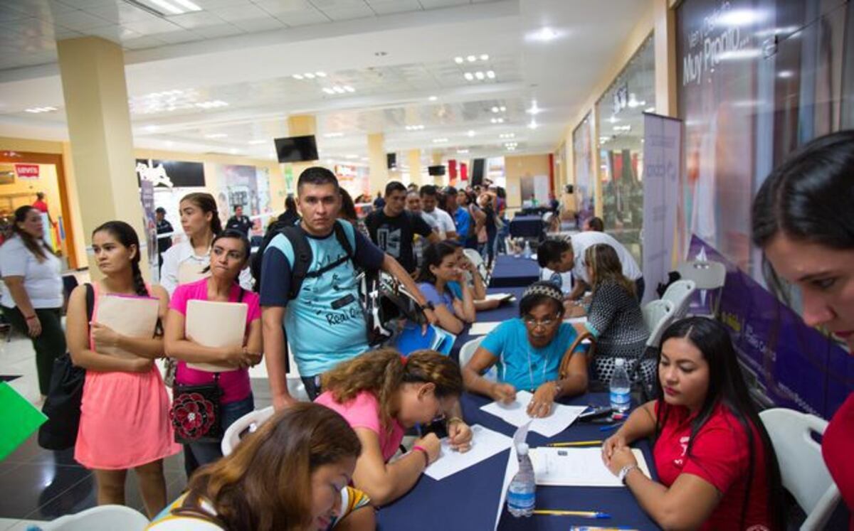 ¡Aproveche! Este miércoles inician las ferias de empleo del Mitradel a nivel nacional