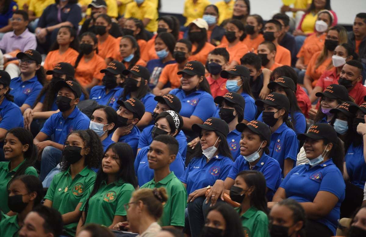 ‘Descubre qué inhalas’. Una campaña preventiva contra el vapeo en Panamá