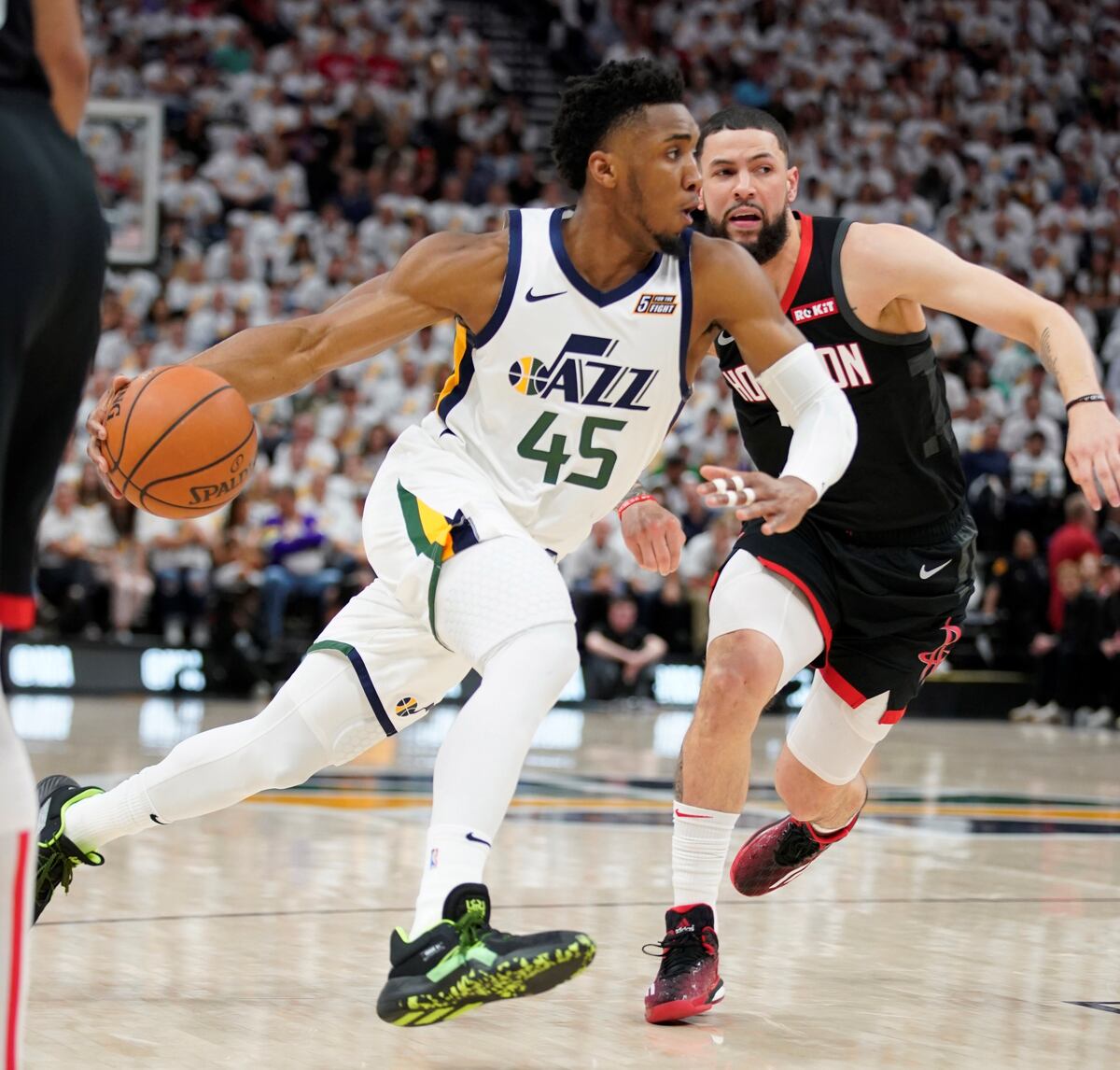 Donovan Mitchell y los Jazz evitan la barrida