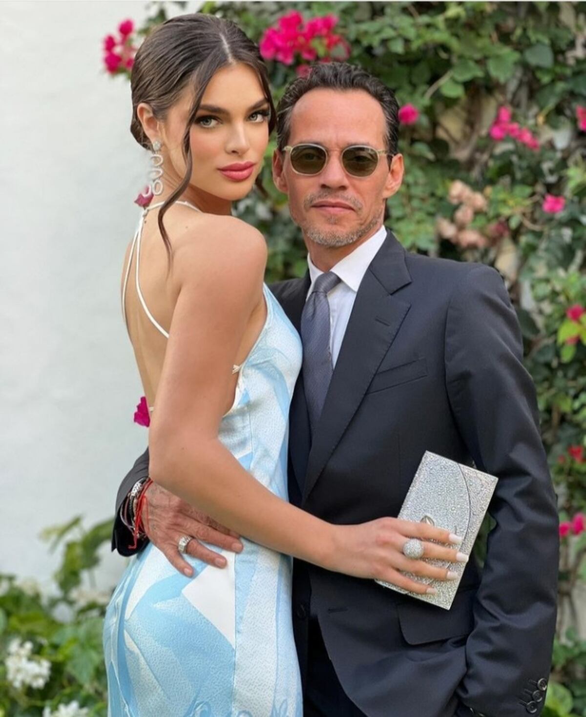 Marc Anthony de 53 años se trajo a su novia  de 22 añitos a Panamá 