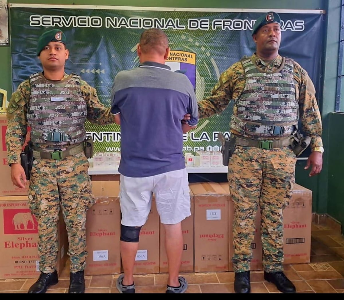 Senafront incauta 110 mil cigarrillos y detiene a sospechoso por presunta cocaína