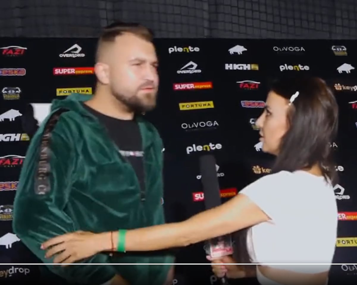 Youtuber fue noqueado en plena entrevista por luchador de MMA