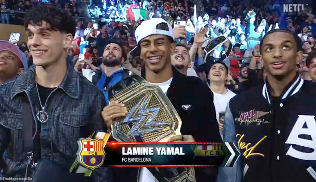 ¡Lamine Yamal se roba el show en WWE SmackDown! Conoce a Triple H y presume su cinturón de oro