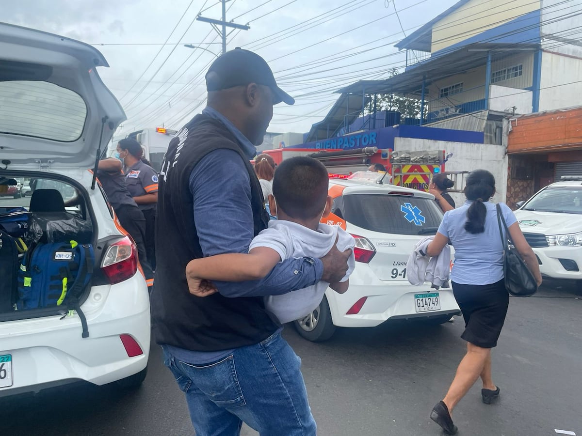 Desmayos, mareos y vómitos sufren estudiantes tras intoxicación en Pedregal