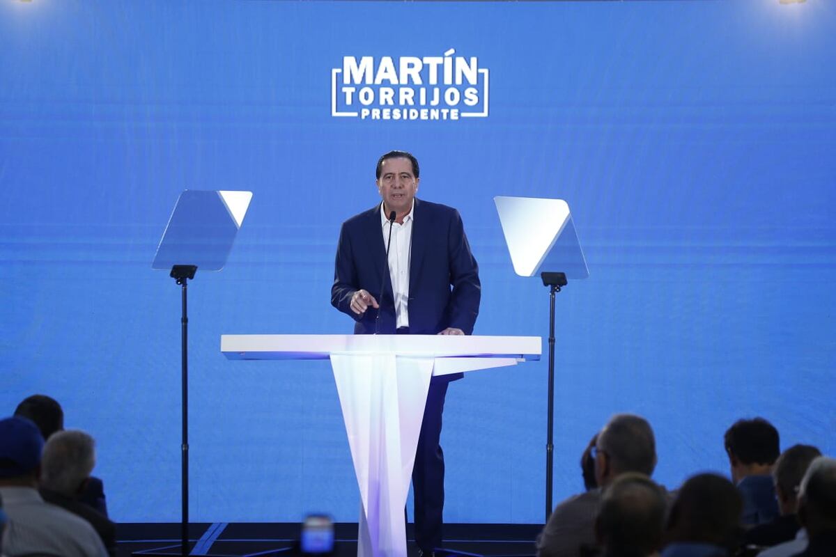 Huele a política. Martín Torrijos se postula como candidato presidencial por el Partido Popular