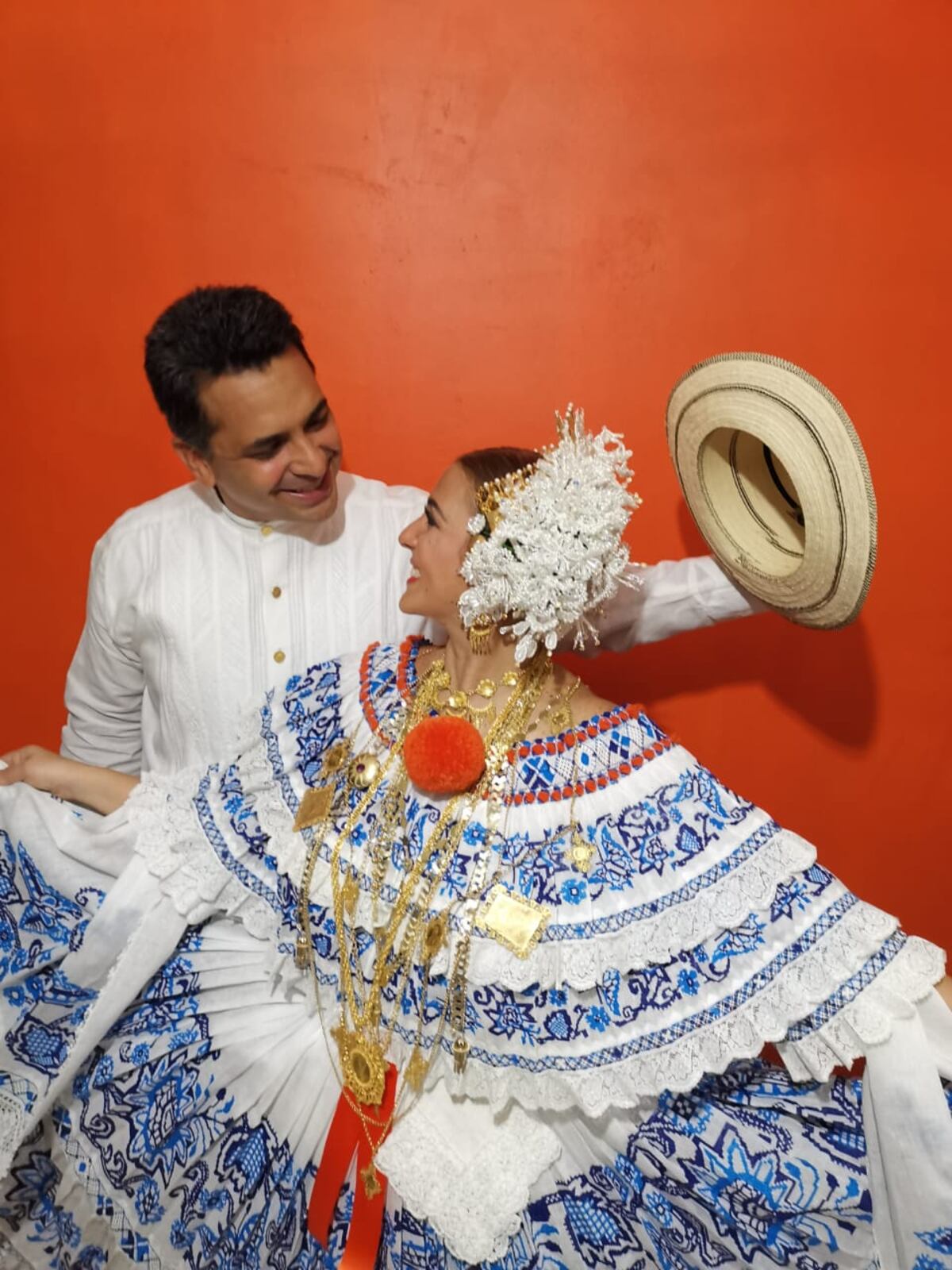 Ricardo Lombana, abanderado en el Festival de la Mejorana en Guararé