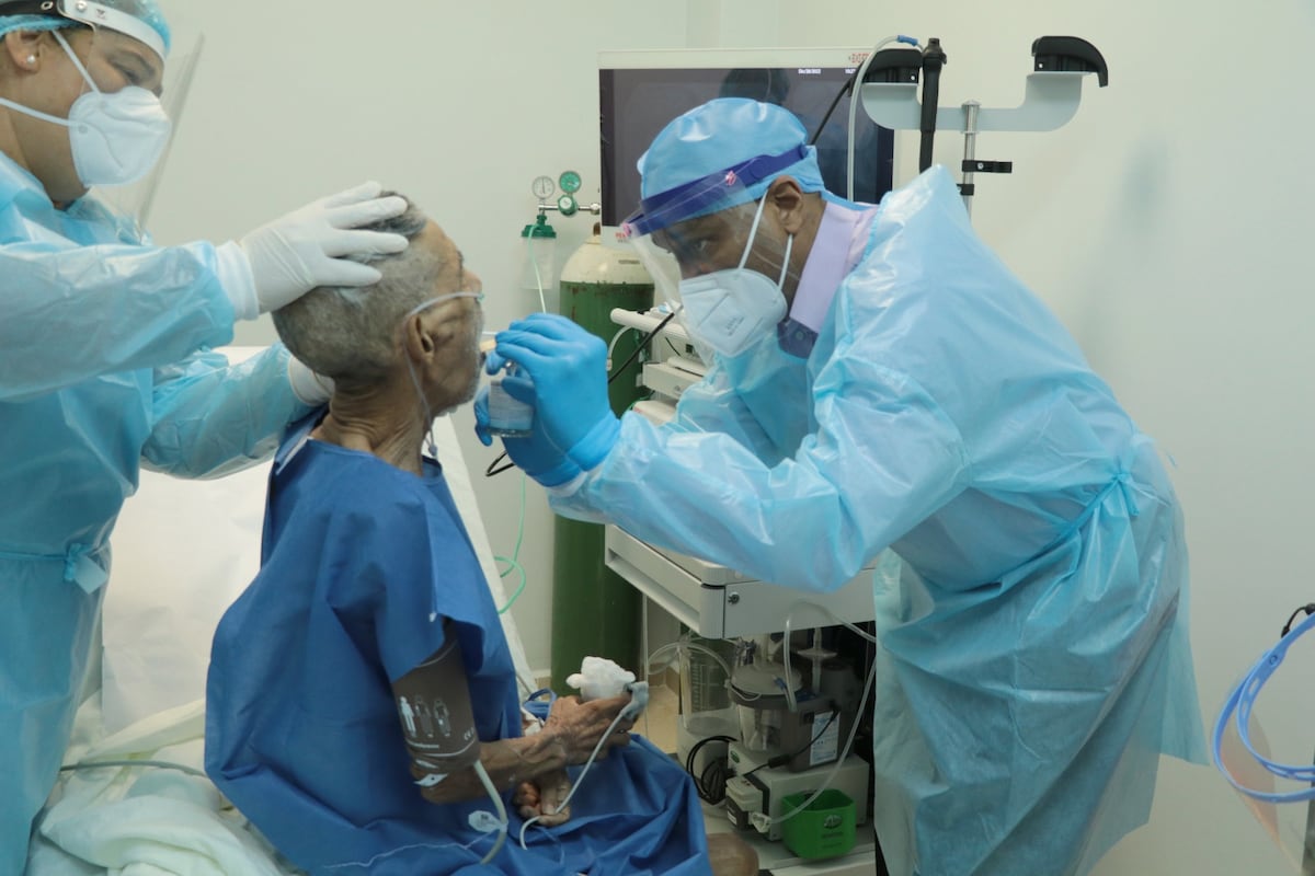 Autoridades del Hospital San Miguel Arcángel Brindan un Balance de Servicios 