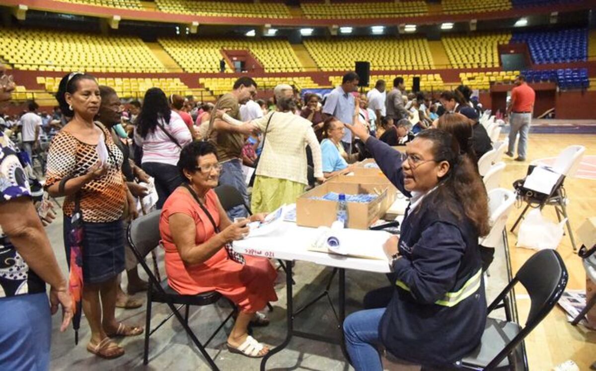 Ojo. MIDES reforzará controles a beneficiarios de 120 a los 65, Red de Oportunidades y Ángel Guardián