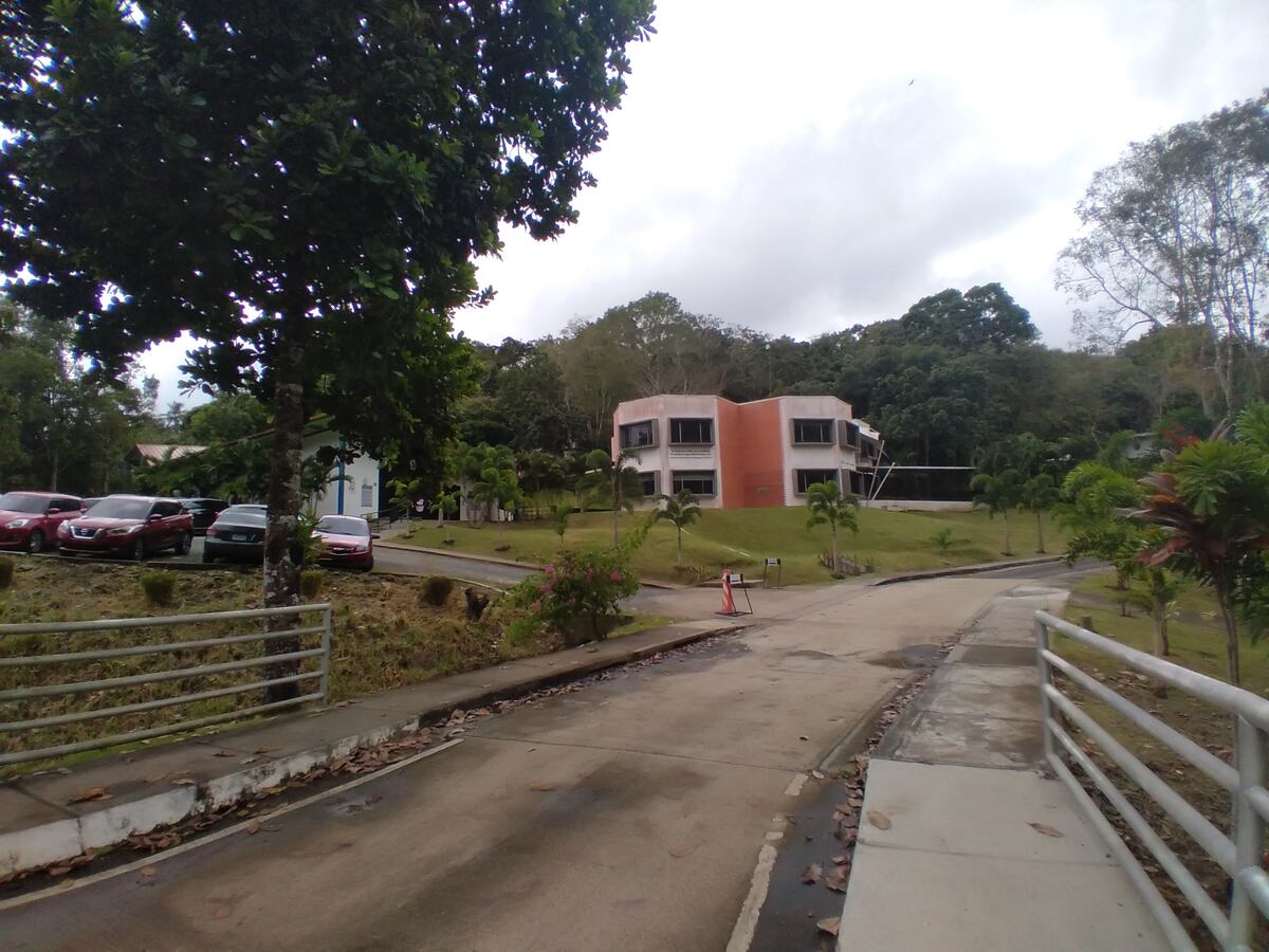 Escuela San Pedro Nolasco, a favor de la niñez de Burunga en Arraiján