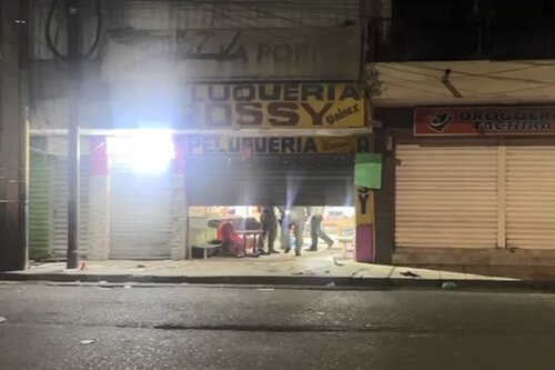 Atentado.  15 personas resultan heridas en ataque a una peluquería con una granada en Colombia