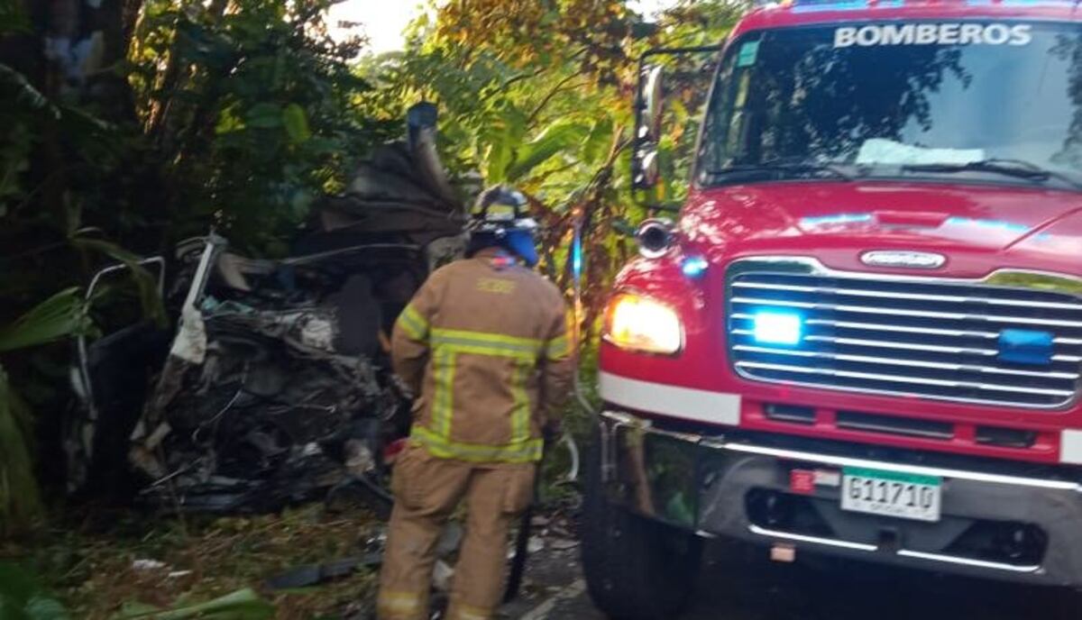 Mueren tres funcionarios de una junta comunal bocatoreña en un accidente de tránsito