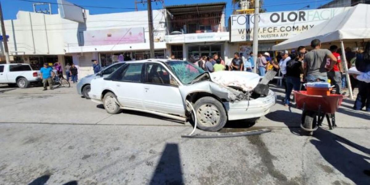 Abuelo atropella a otros 24 adultos mayores en fila para cobrar la pensión