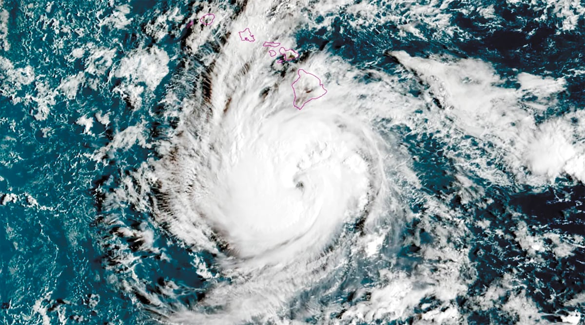 Huracán Nolo gana fuerza cerca de Hawái y amenaza con desatar inundaciones potencialmente mortales