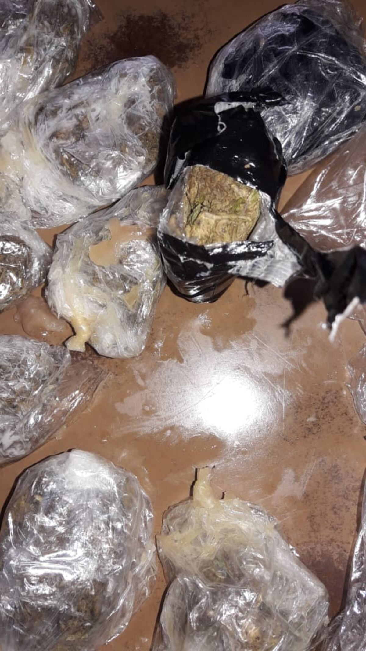 ¡Pollo al gusto! Encuentran pechugas rellenas con marihuana en la cárcel de mujeres en Panamá