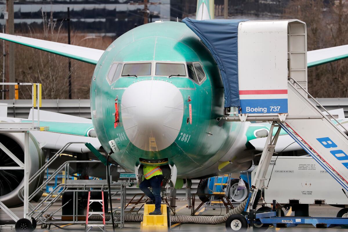 Boeing suspenderá la producción del 737 Max en enero