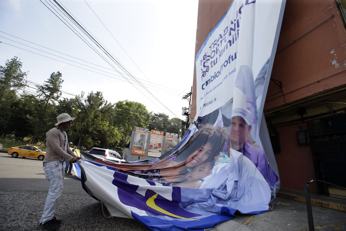 Propaganda electoral colocada en las paredes de edificios altos tiene que ser removida