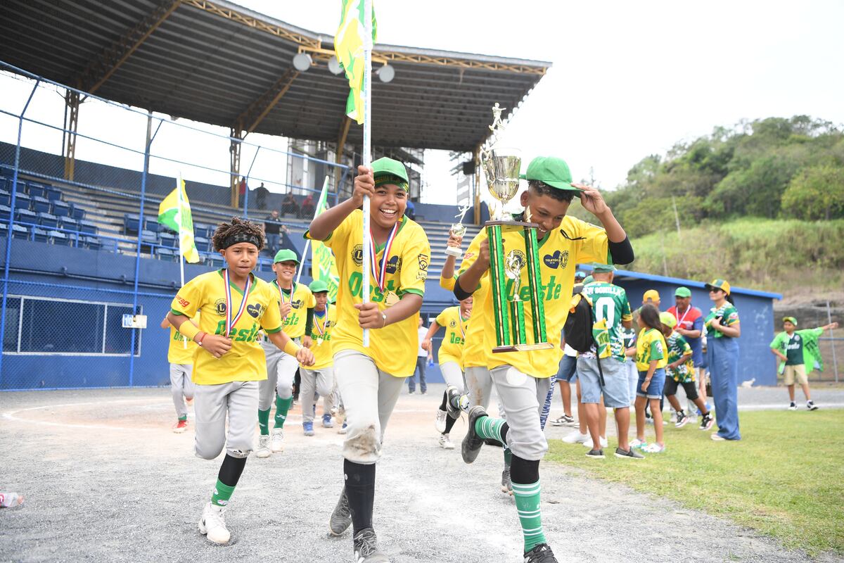 Panamá Oeste arrasa con Coclé y asegura su pase a la Serie Mundial de Pequeñas Ligas