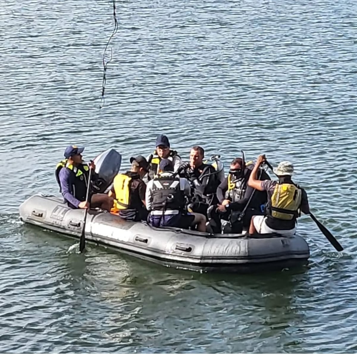 Tragedia en La Arenosa: Joven se hunde y muere en las profundidades del lago