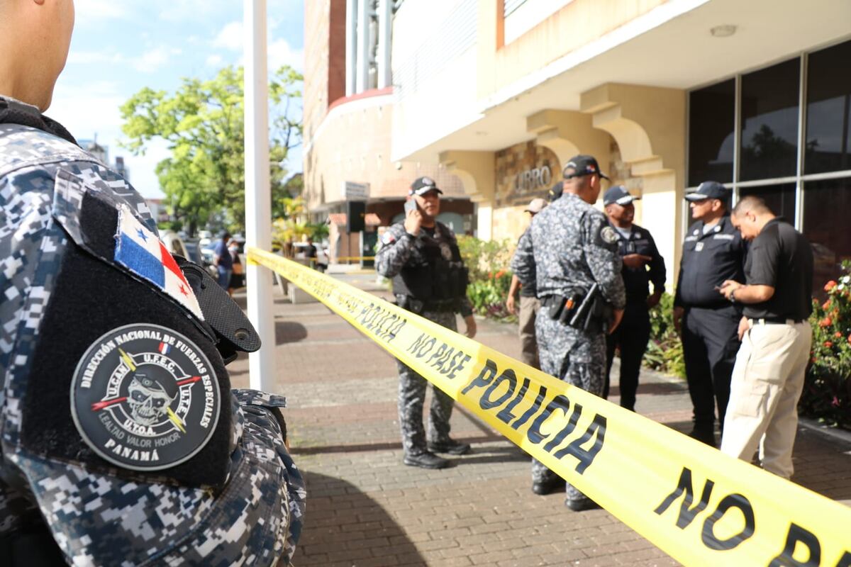 Intento de robo en Banistmo de la Justo Arosemena. Policía captura a uno de los asaltantes. Video