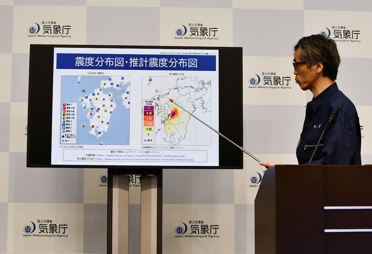 Al menos un muerto, decenas de heridos y atrapados en Japón tras terremoto de magnitud 7,1 + VIDEOS