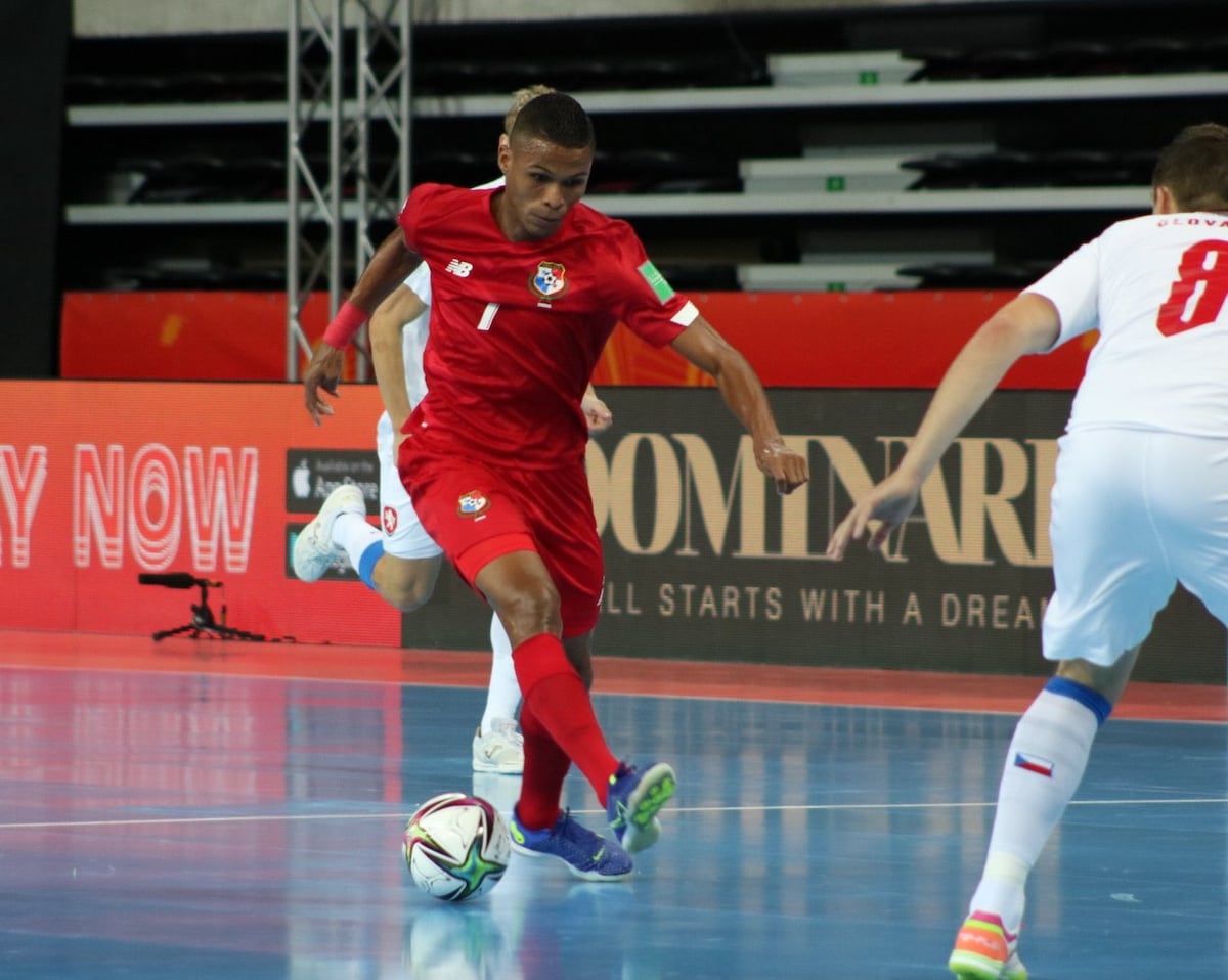 Dura caída de Panamá en su debut en el Mundial de Futsal de Lituania