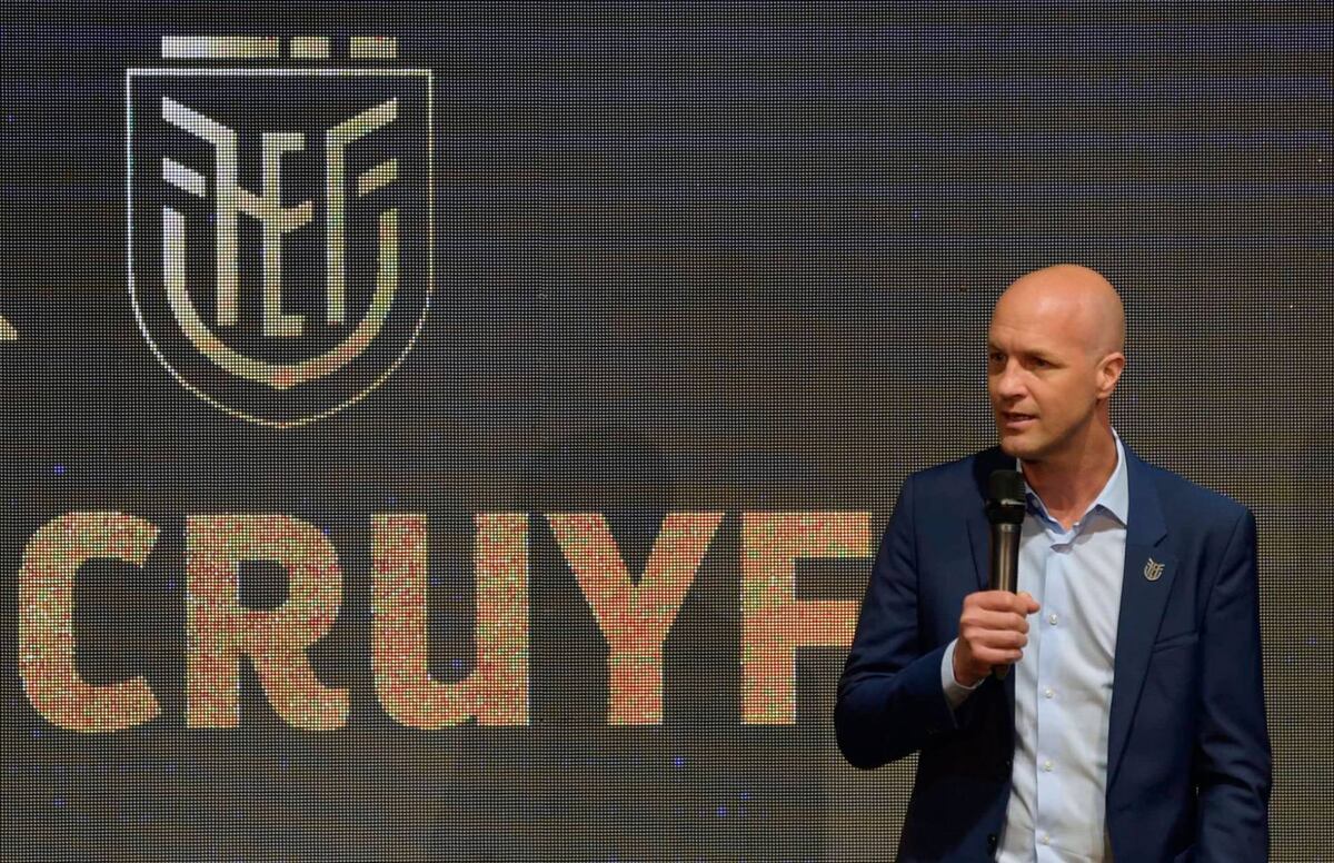 Ecuador presenta a Jordi Cruyff como nuevo técnico