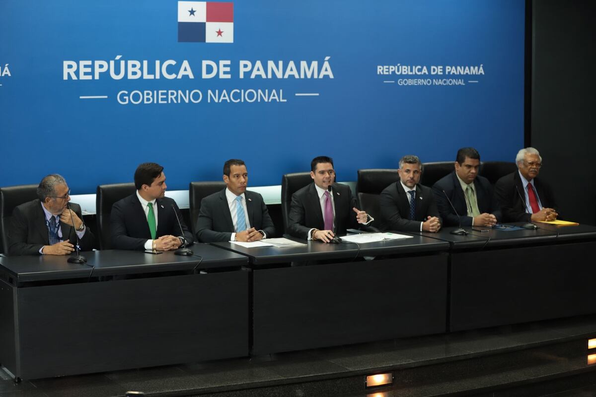 Gabinete aprueba firma electrónica avanzada para trámites del Gobierno. Videos 