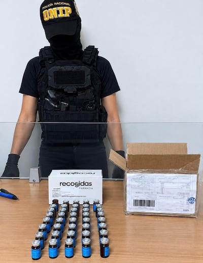 ¡Alerta en el correo! Hallan 50 frascos con presunta heroína en Tocumen