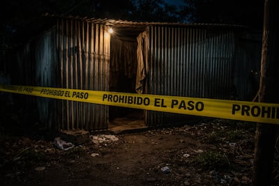 PANAMÁ MACABRO. Hallazgo en La Esperanza: encuentran dos cuerpos atados dentro de una casa de zinc
