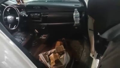 Pick-up cargada da paseo al cuartel: hallan 98 paquetes de presunta droga y 60 mil dólares en Tolé