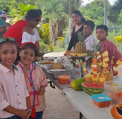Niños de Panamá Este aprenden sobre el consumo saludable y agroindustria con el MIDA
