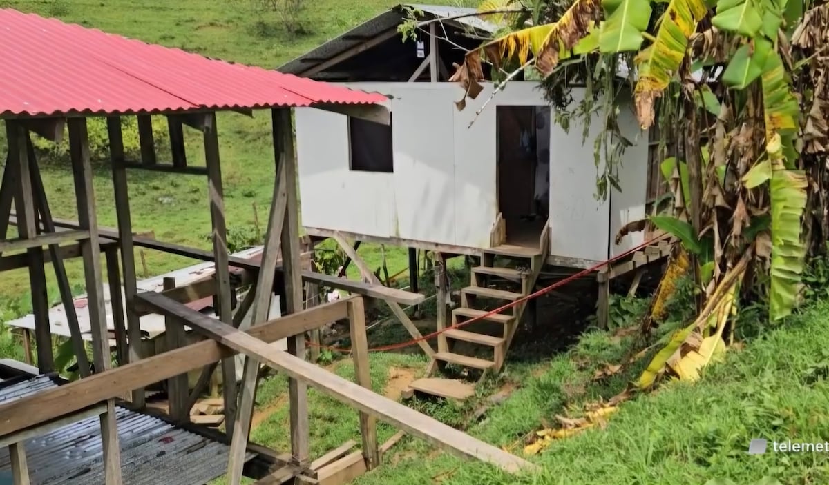 Horror en Bocas del Toro: hombre es encontrado durmiendo al lado de su pareja tras presuntamente haberla asesinado 