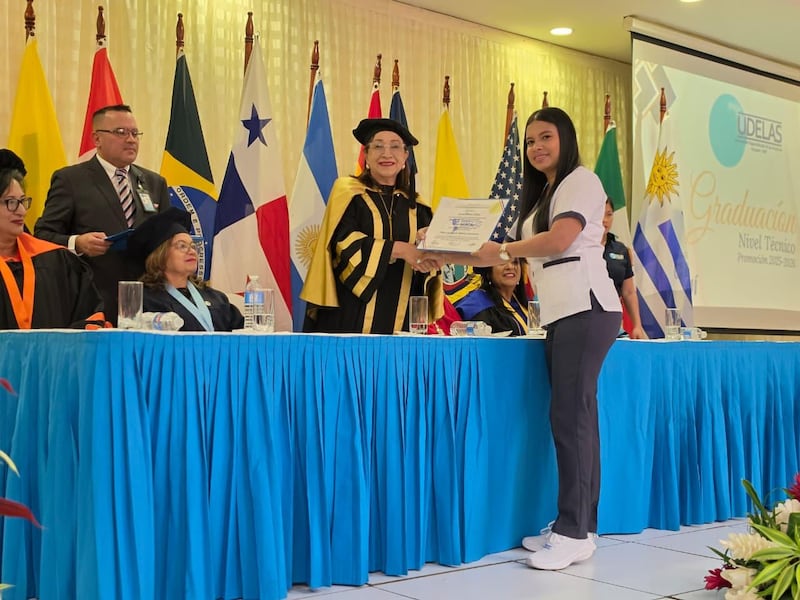 Más de 100 nuevos técnicos se suman al sector salud y educación en Chiriquí