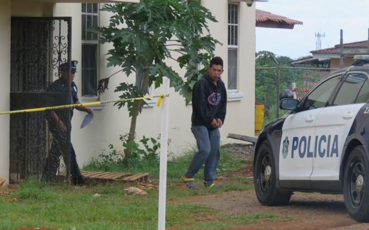 Condenan a 30 años de prisión a sujeto que mientras abusaba de una mujer utiliza la rama de un árbol