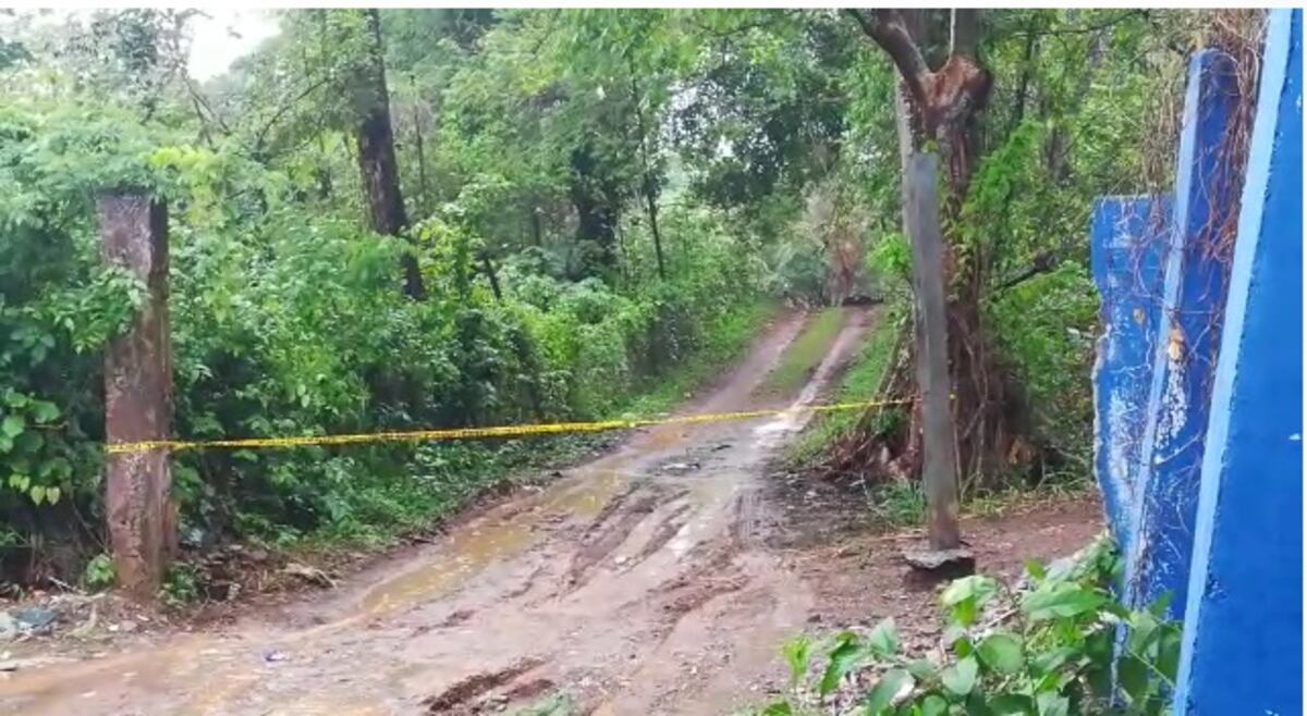 Macabro. Encuentran otro cuerpo semienterrado en Pedregal. Allí ya habían encontrado el cuerpo sepultado de una mujer