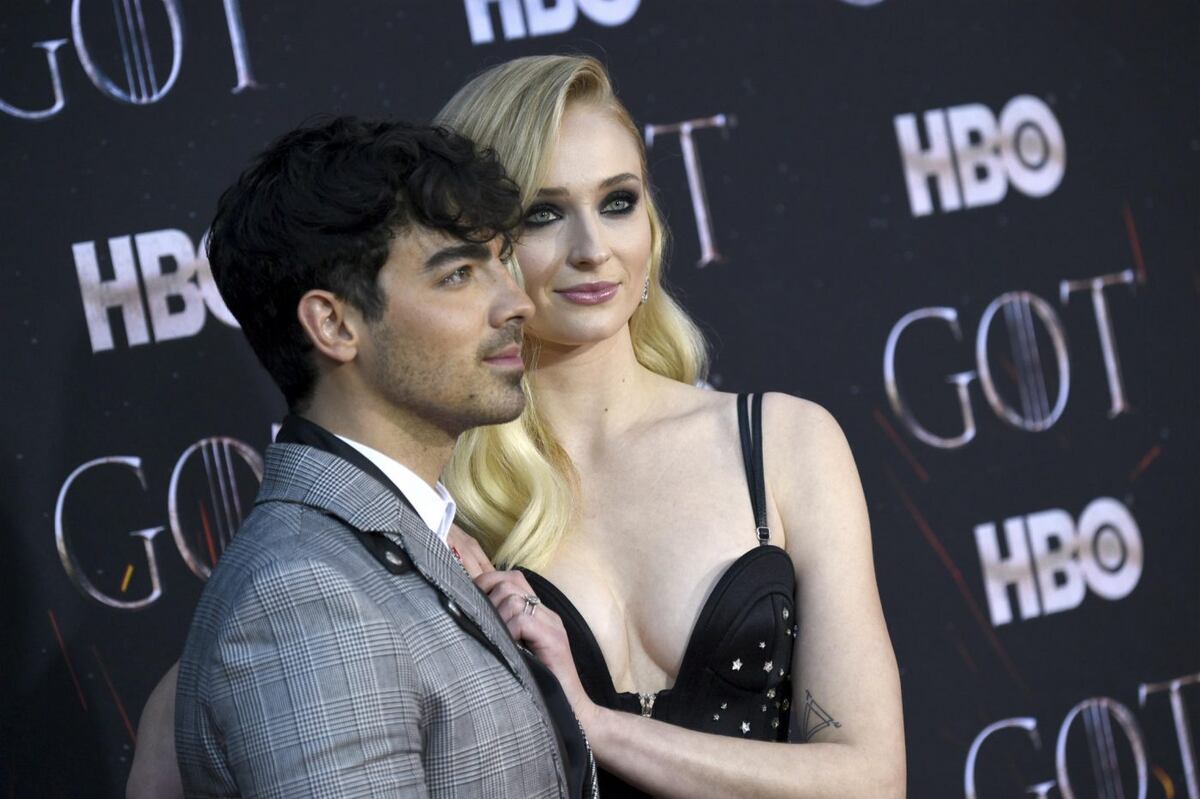 El cantante Joe Jonas pide el divorcio de Sophie Turner