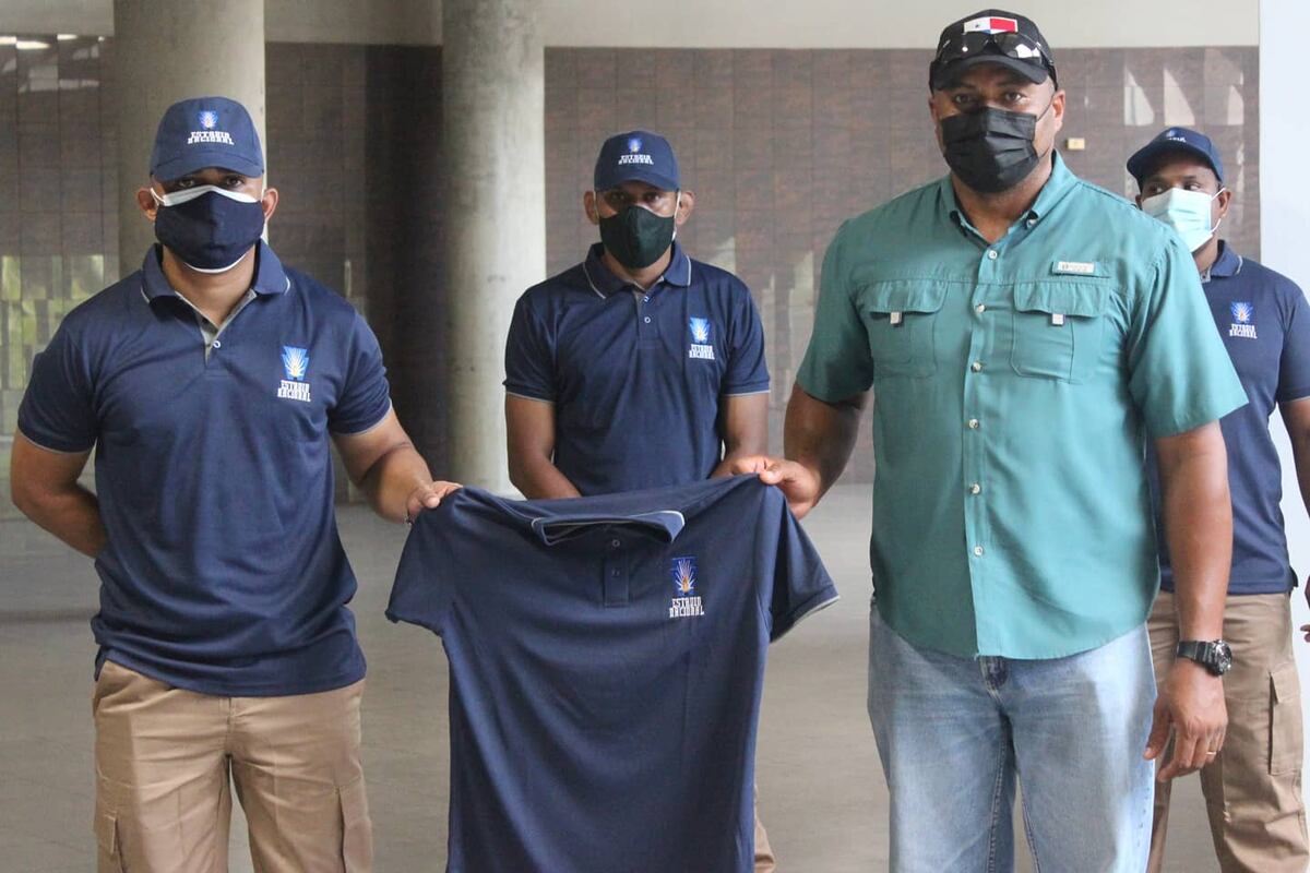 Dan inicio a plan de rescate del estadio Rod Carew