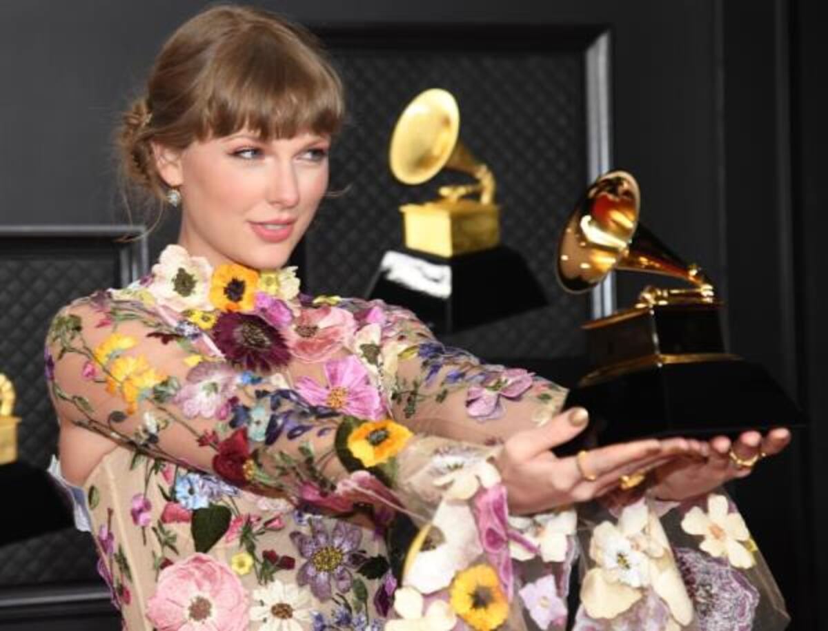 Beyoncé, la mujer con más Grammys y Taylor Swift, la primera en ganar el tercero a mejor álbum