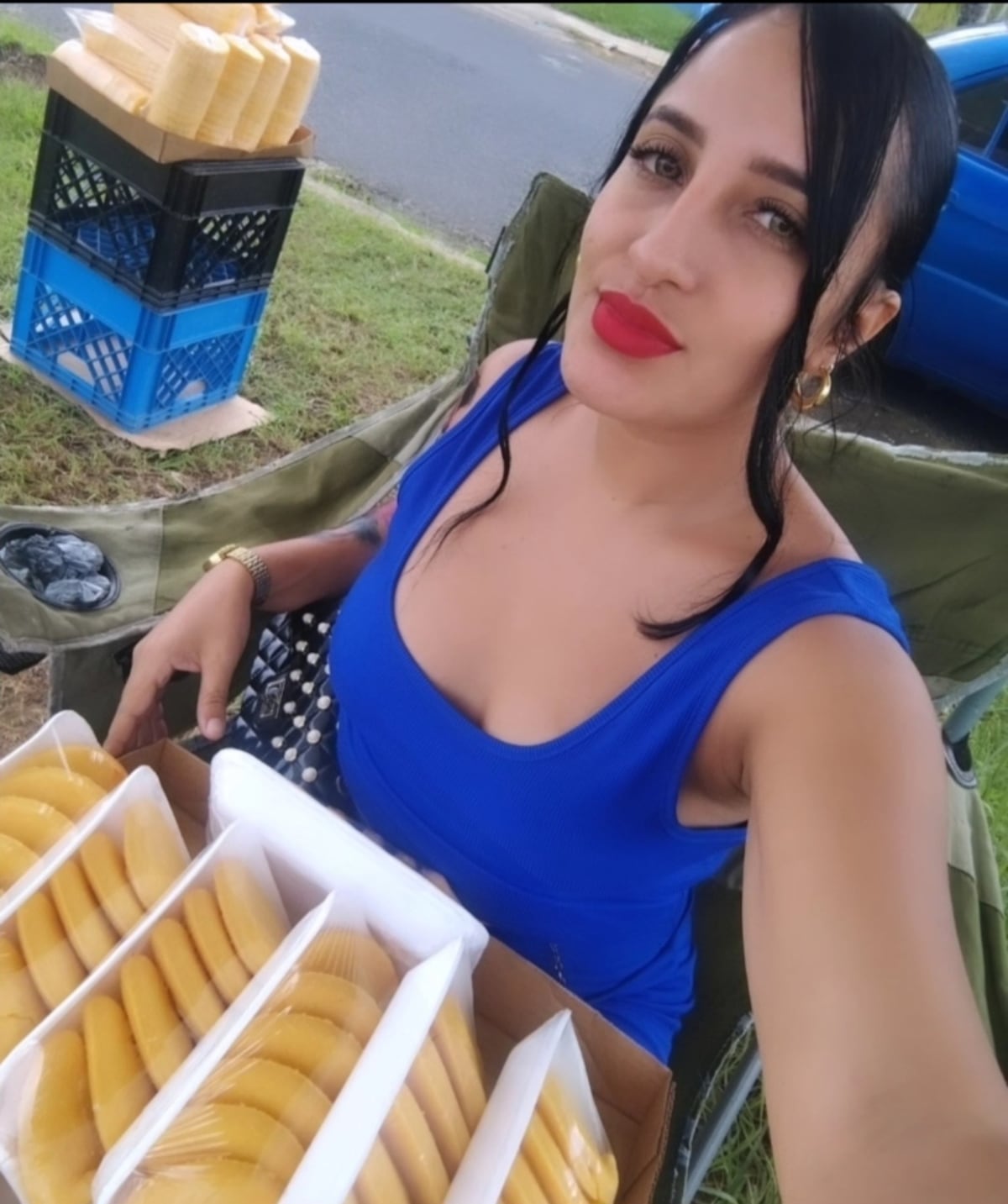 ¿Del Dynasty a vender tortillas y empanadas frente al cementerio? La historia viral de Yina y su emprendimiento