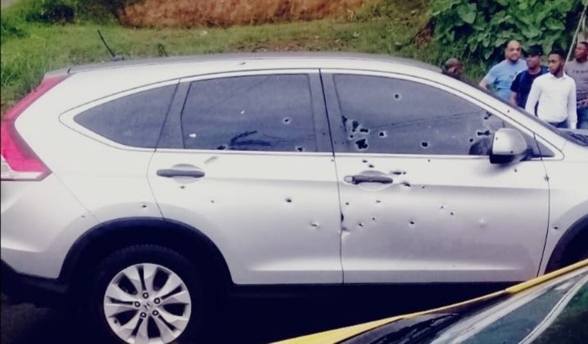 Balacera en plena vía pública, los transeúntes imploraban a Dios. Hay dos heridos. Video capta momento del tiroteo