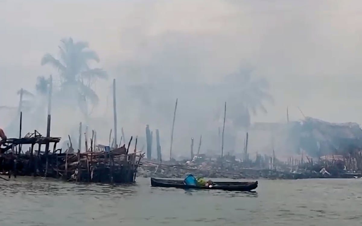 Incendio en Guna Yala arrasa con 24 hogares y deja a 300 personas sin techo