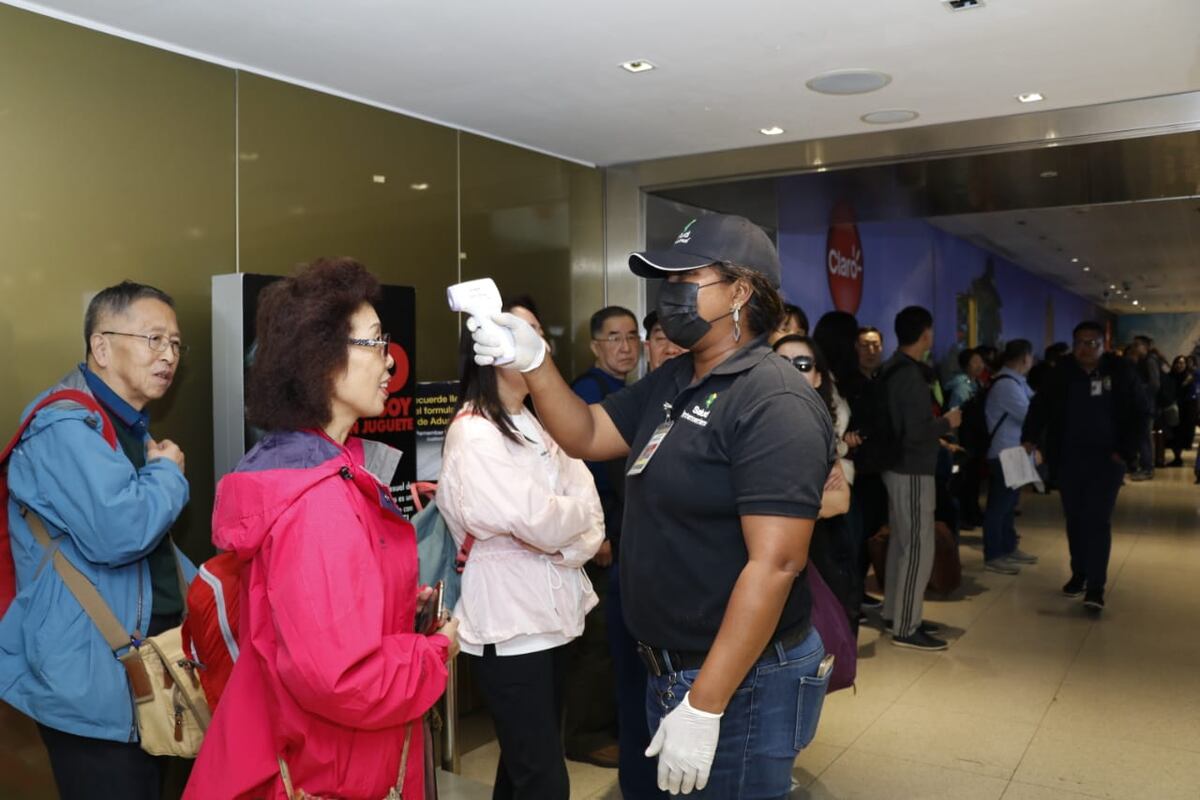 Ministerio de Salud desmiente primer caso de coronavirus en Panamá. Videos