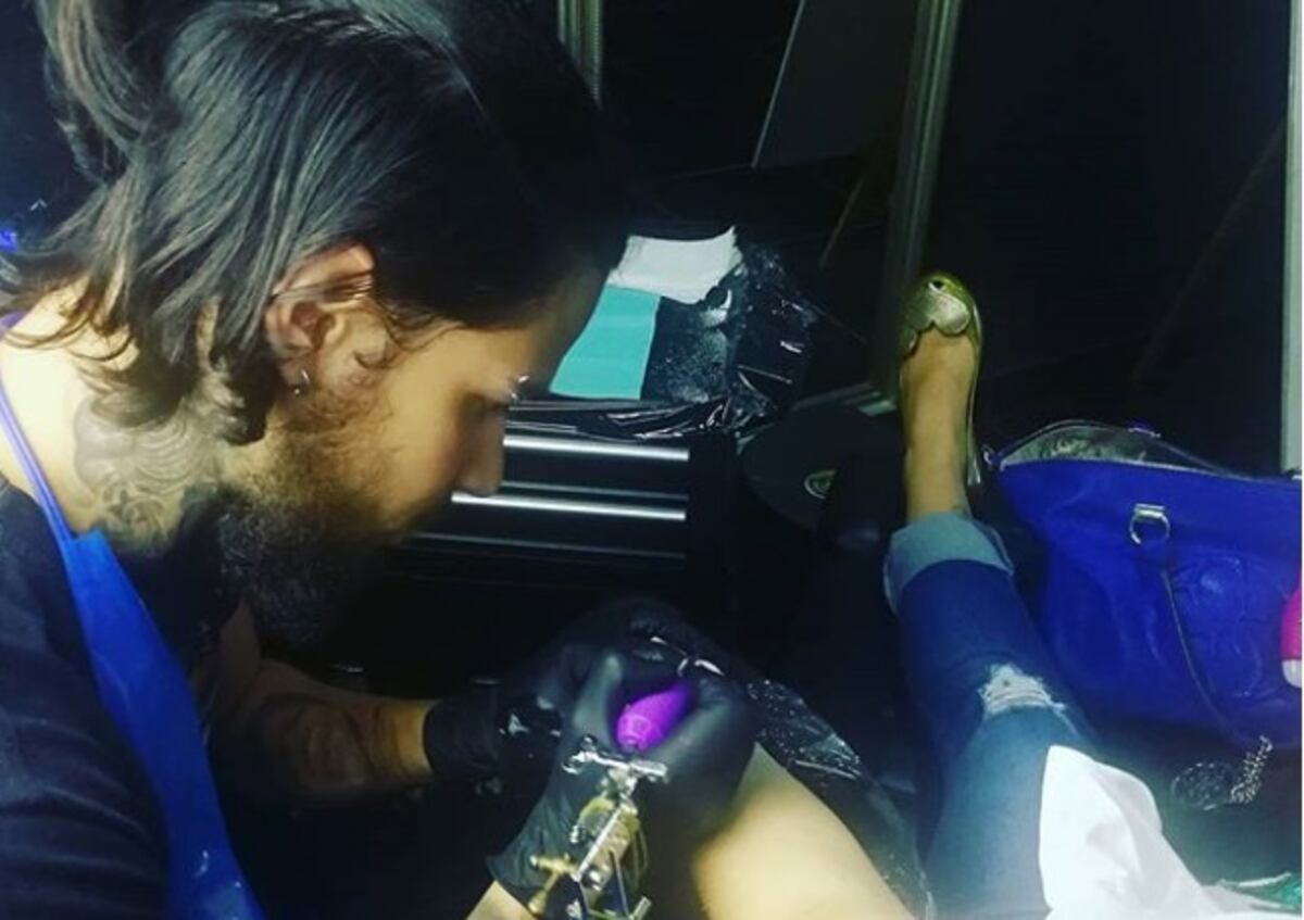 Maratón de tatuajes este domingo a beneficio de la Cinta Rosada