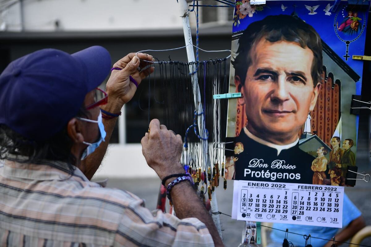 Impactante. Se esperan milagros. Réplica exacta de la casa de Don Bosco y  hueso del brazo con el que bendecía, impresionan a devotos en Panamá