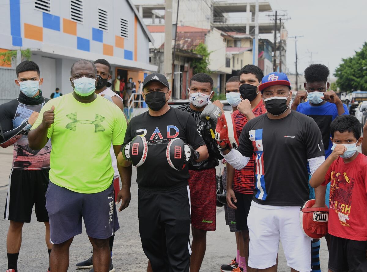 Entrenaron en la calle tras ser despedidos de la Alcaldía de Panamá | Video