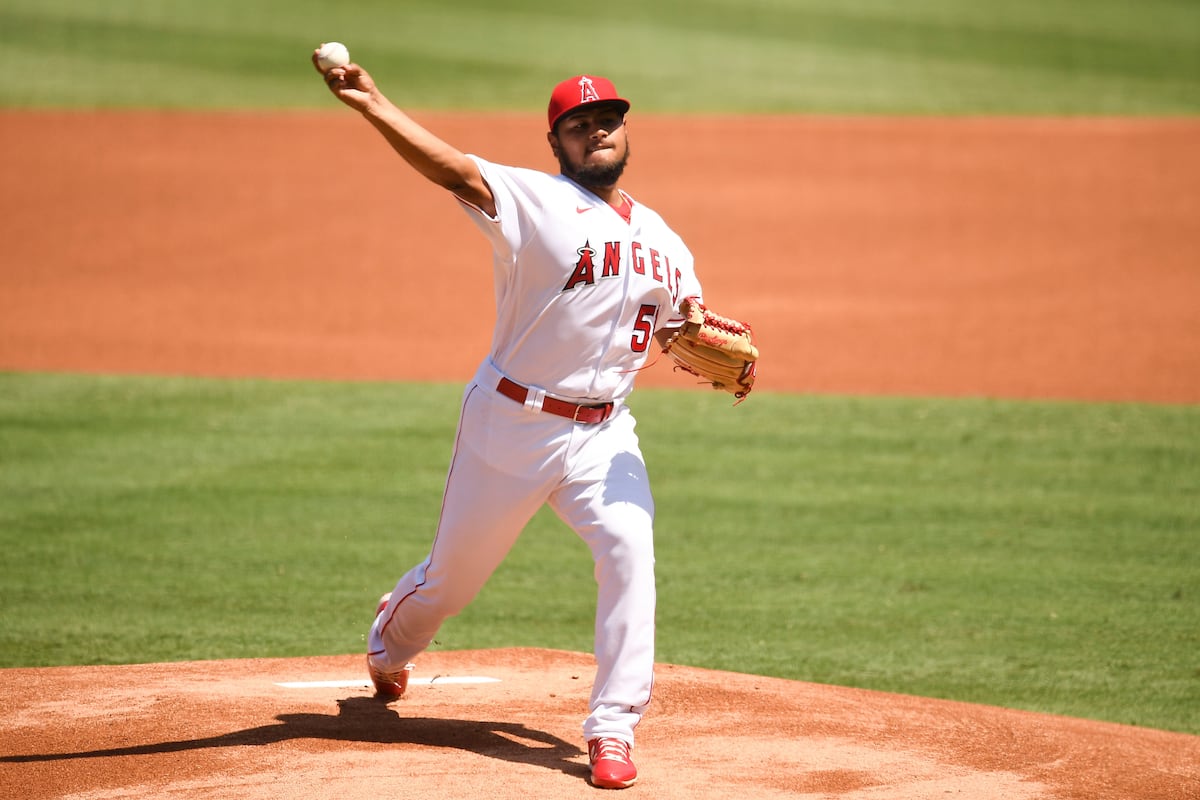 Angelinos ganan en gran tarde de Jaime Barría que incluyó seis ponches a los Astros