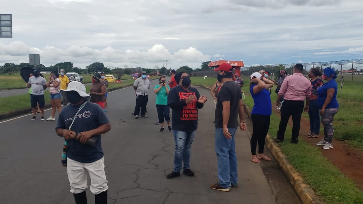 Salen a protestar en David. No han recibido su bono solidario desde mayo