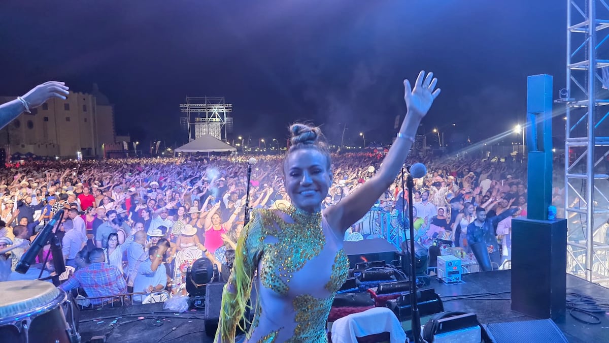 Samy y Sandra llenan Plaza Figali y anuncian su nueva gira ‘Rebeldía tour’