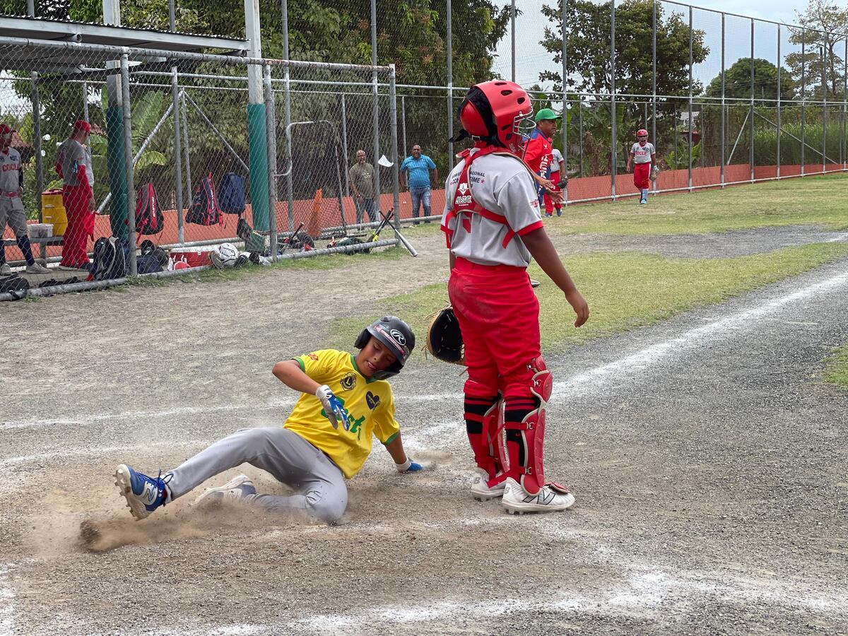 Panamá Oeste arrasa con Coclé y asegura su pase a la Serie Mundial de Pequeñas Ligas