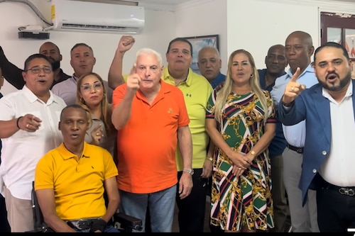 Diputados de Realizando Metas se reúnen con Martinelli en la embajada de Nicaragua 